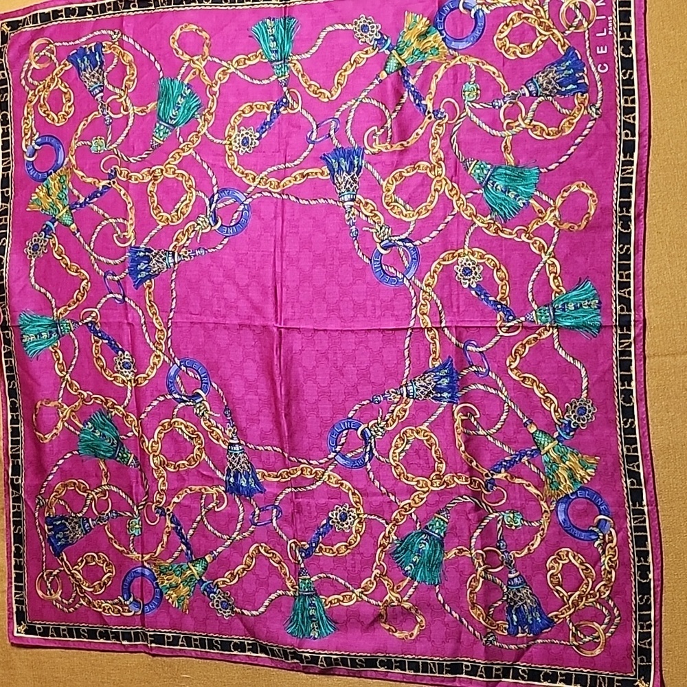 ❤️ CELINE SCARF/ HANDKERCHIEF COTTON 22/22 INCH